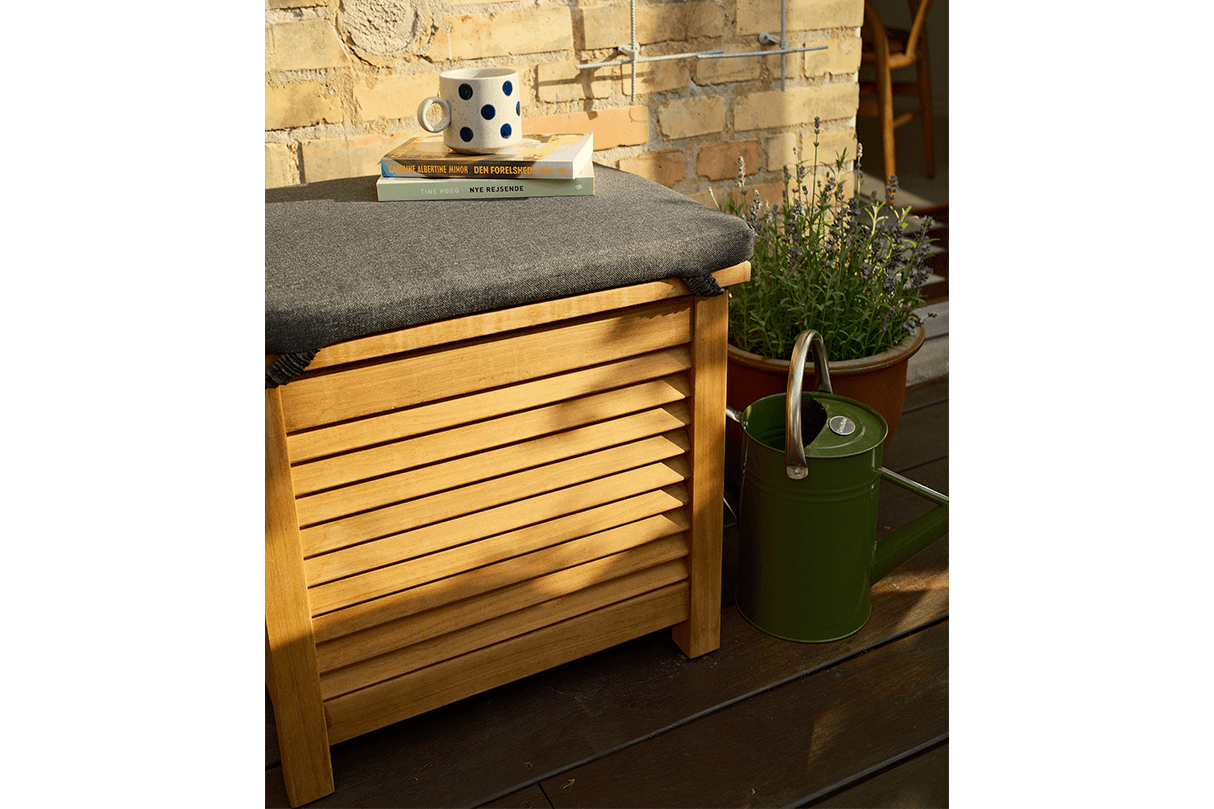 Agnes Aufbewahrungsbank aus Teak 50 cm