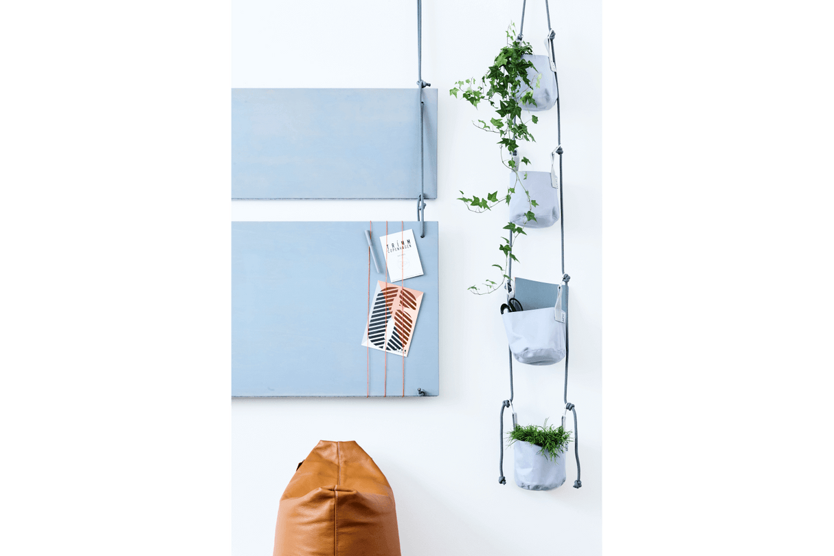 Vertikal hängende Blumentopfe für Wand und Decke